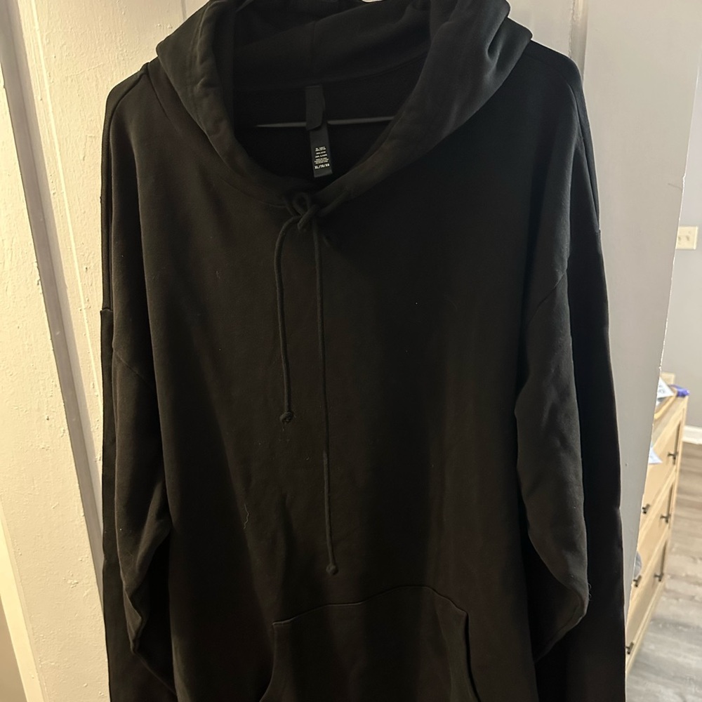 Men’s/Unisex Black Hoodie